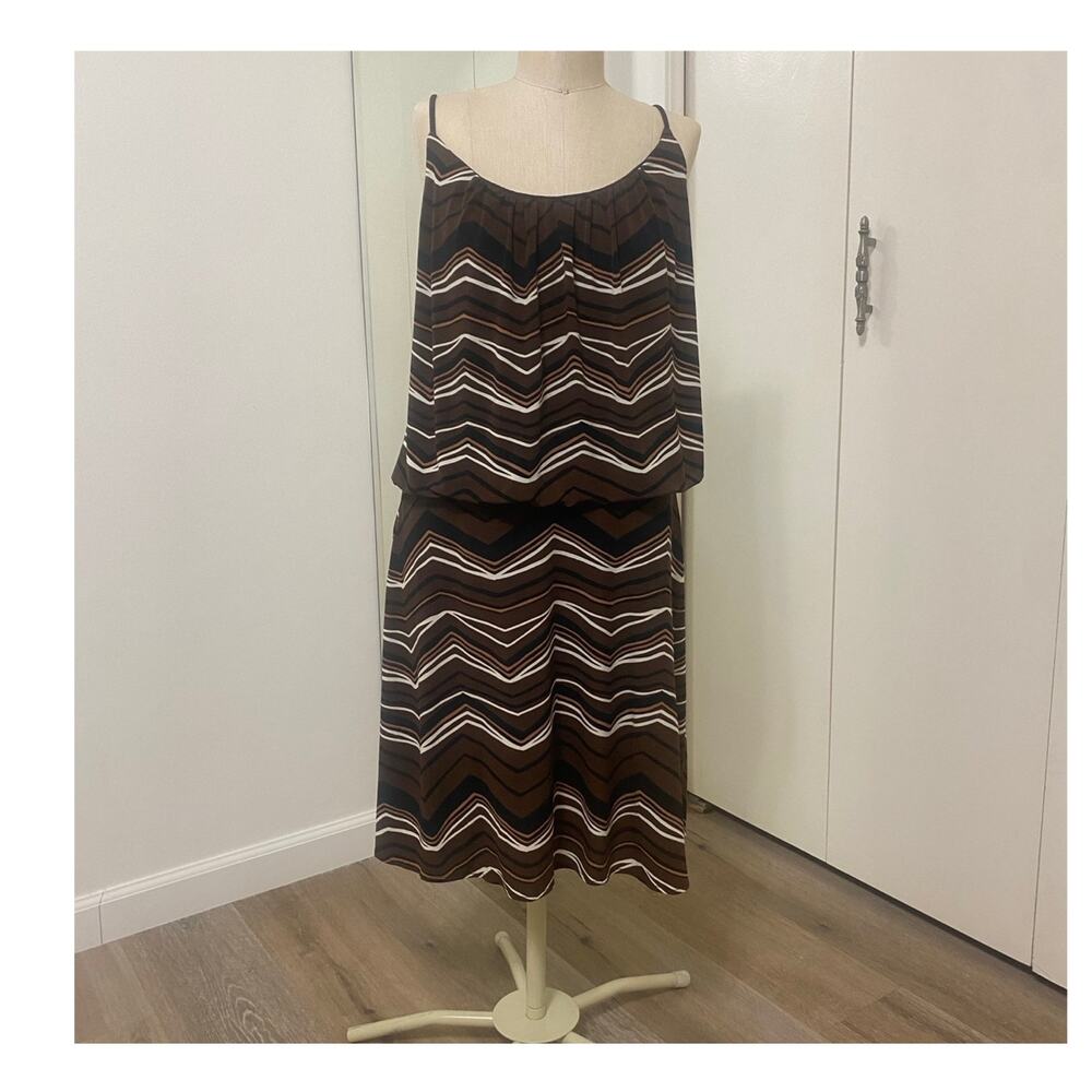 London Times Brown Women's Sleeveless Pullover Mini Dress Size 10